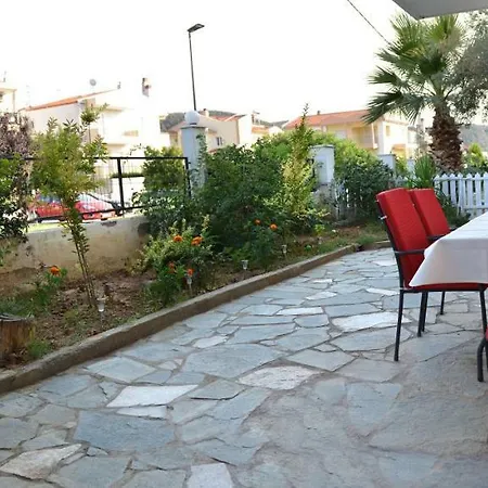 Thesshouse Pefka Fk Apartmán Soluň